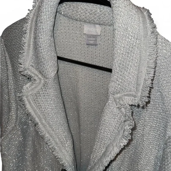 Sparkly Chico’s Metallic Silver Gray Tweed Sweater Blazer Frayed Edging Size 4 - Picture 4 of 9
